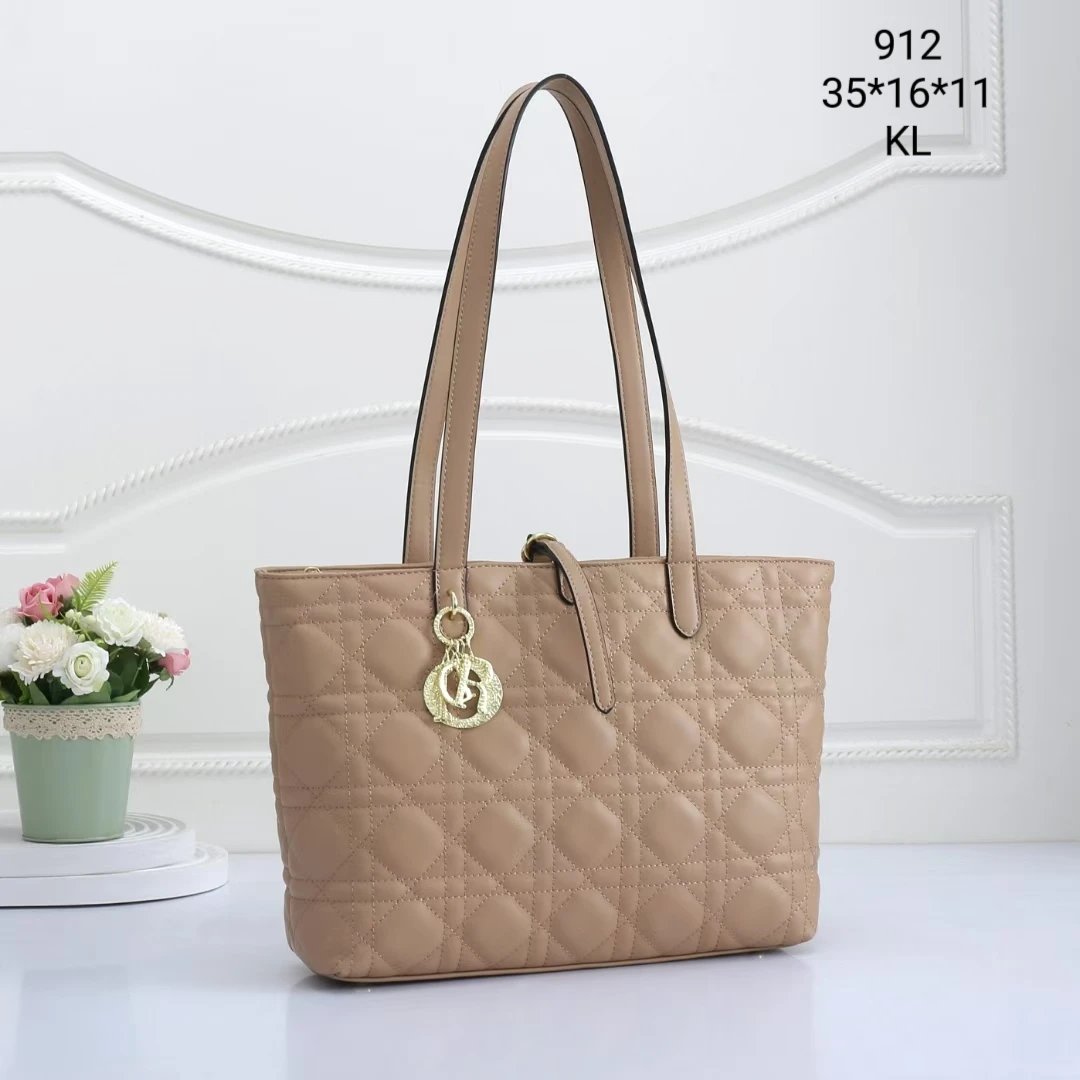 Dior-Style Quilted Tote / Crossbody Bag - rep torby